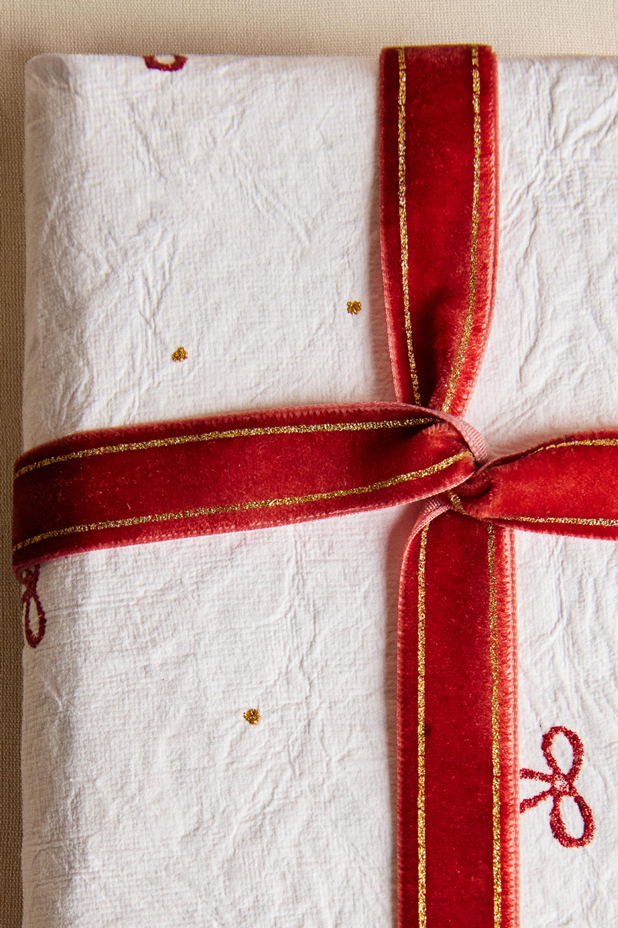 VELVET CHRISTMAS GIFT WRAPPING RIBBON